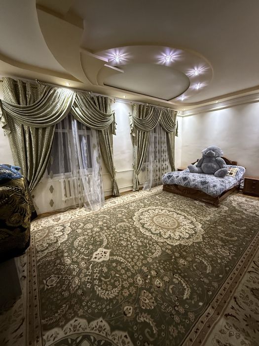 Алишер Навоий махалла, Устозлар кучасидан ховли сотилади.