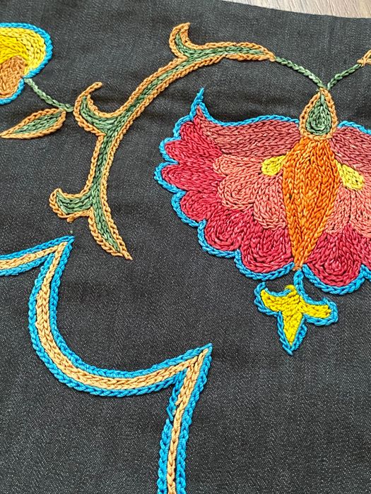 Юбка с ручной вышивкой, размер S