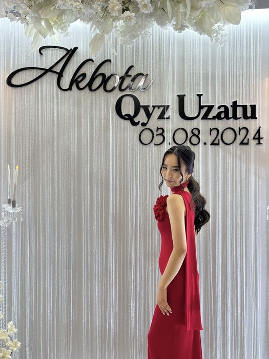 Продается вечерние платья