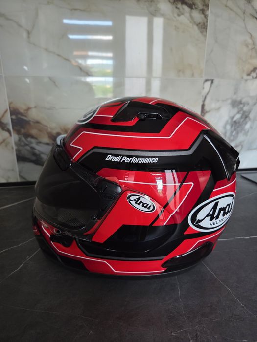 Мото каска Arai. Размер L