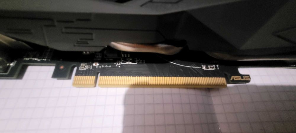 Видеокарта radeon Asus strix rx570 8GB