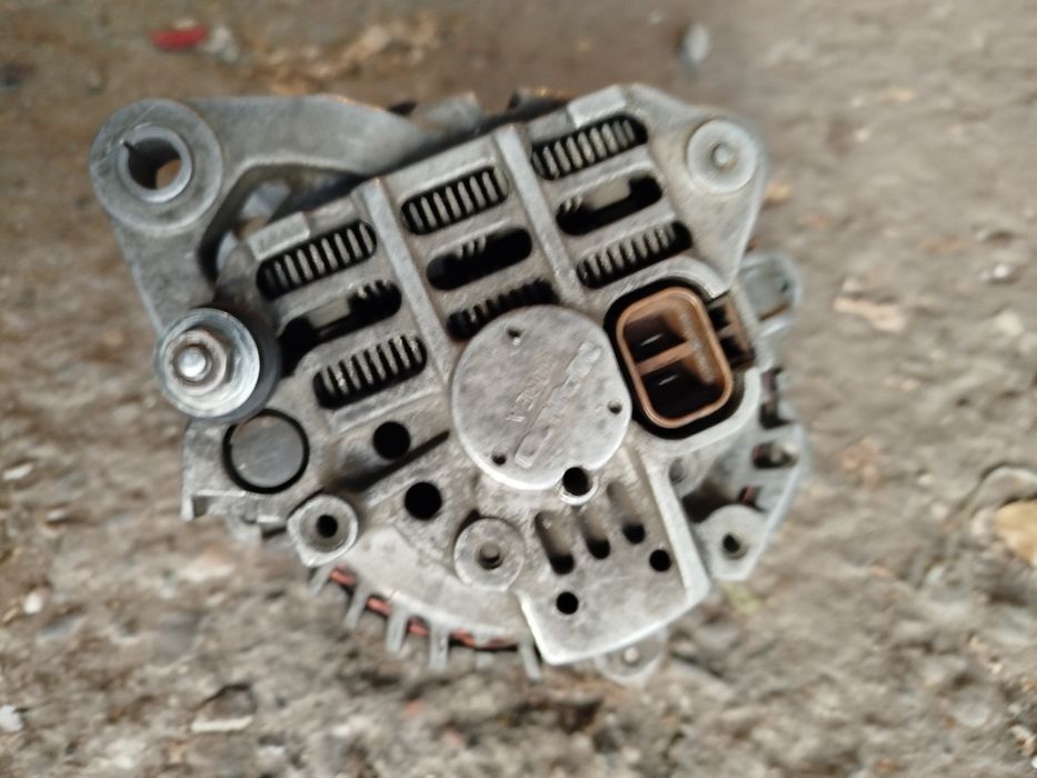 Генератор Митсубиси Паджеро 2