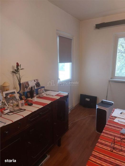 Apartament 2 decomandat, etaj 1, 2 balcoane - Sarari