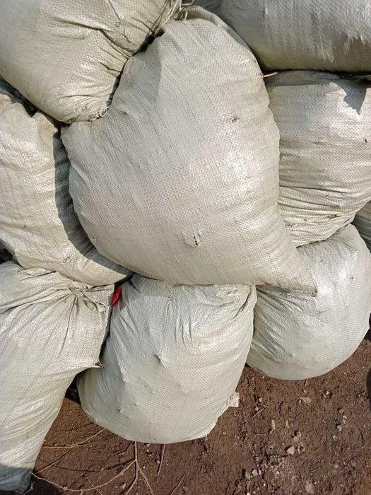Продам песок в мешках 300 т