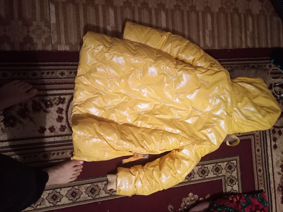 Продаю срочно куртку