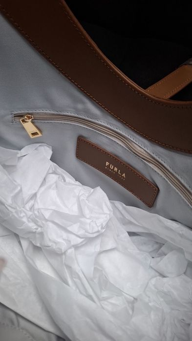 Furla кожена чанта