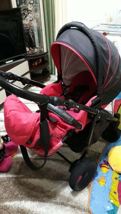 Продам коляску Tutis Zippy 2 в 1