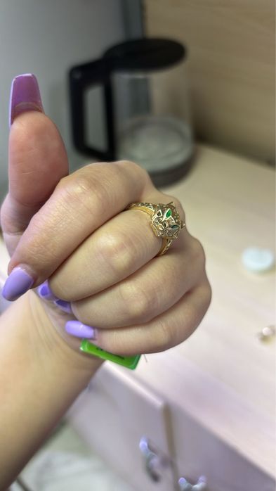 Золото б/у бу проба 585