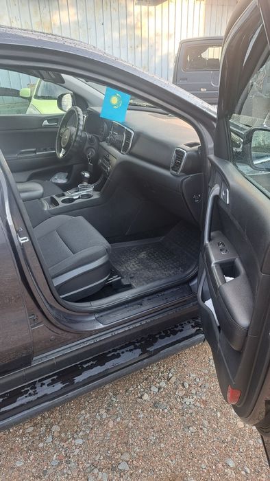 Продам кия спортедж