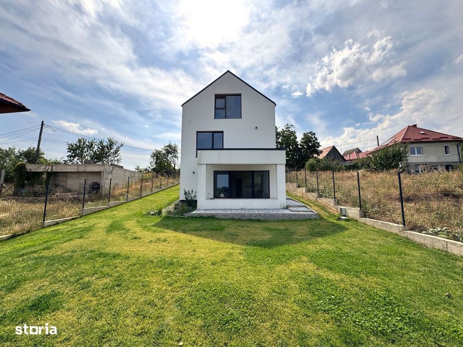 Casă individuală 160mp utili, teren 873 mp, panoramă superba - Feleacu