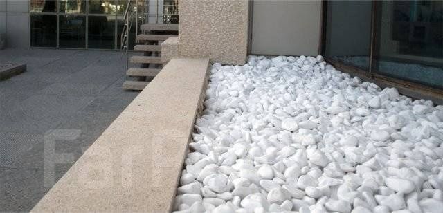 Мраморная галька крошка