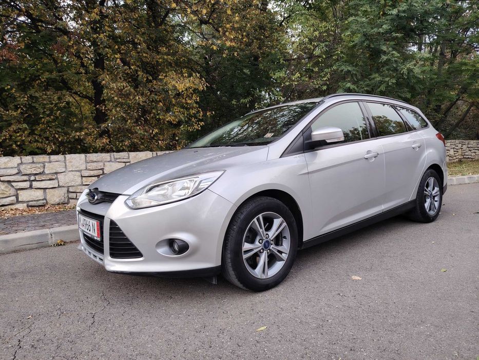 FORD Focus 2013 — imagine 3