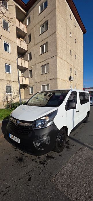 Opel Vivaro Achizitionata in 2021, ofer factura cu TVA deductibil