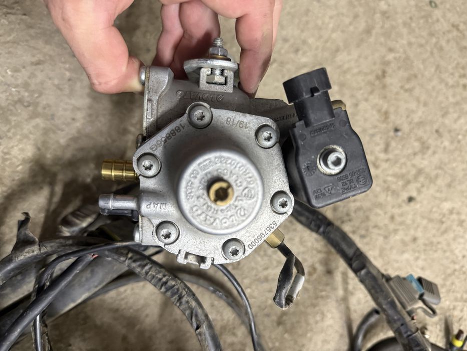 Газ гбо 4 цилиндра Ловато оригинал!