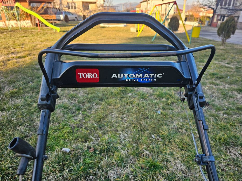 СамоХодна Косачка TORO 5,5.к.с./Мулчира. Перфектна.