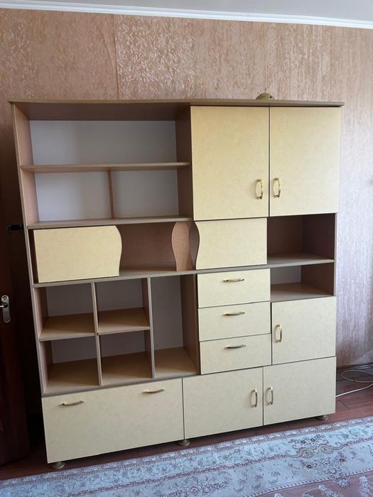 Продам шкаф в хорошем состоянии