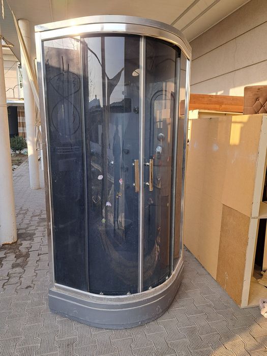 Dushavoy kabina sotiladi