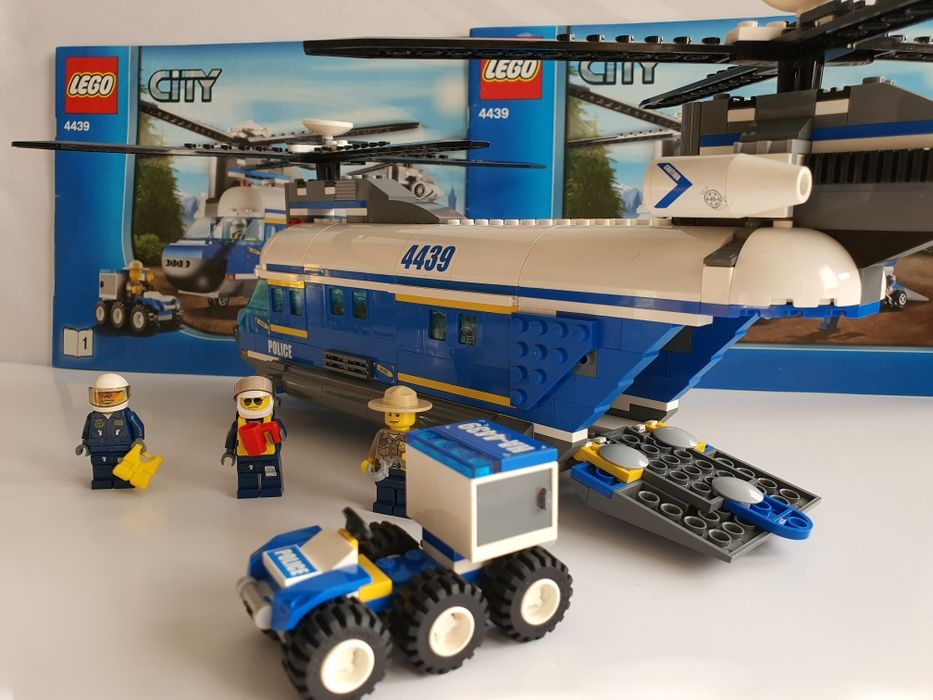 Конструктор LEGO CITY Полицейски хеликоптер