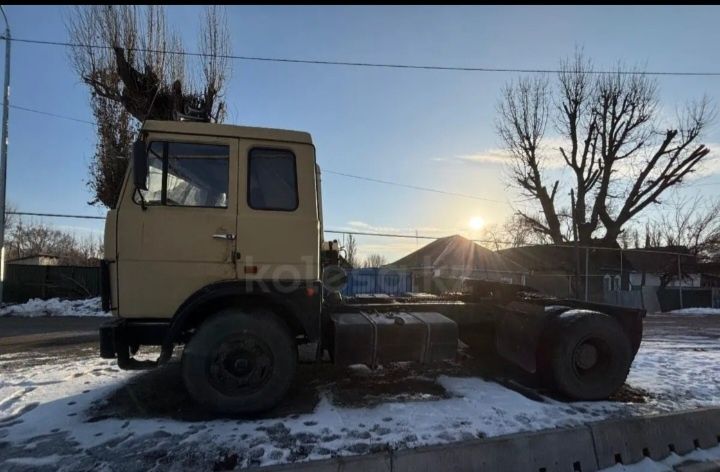 МАЗ грузовой автомобиль
