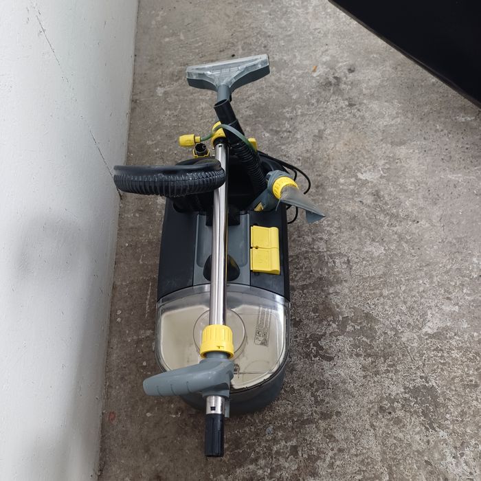 Aspirator karcher puzii10/1