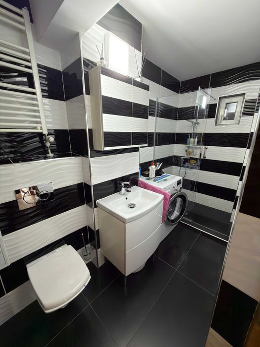 Vănd apartament cu 3 camera, etajul 1 zona Dimitrie Cantemir