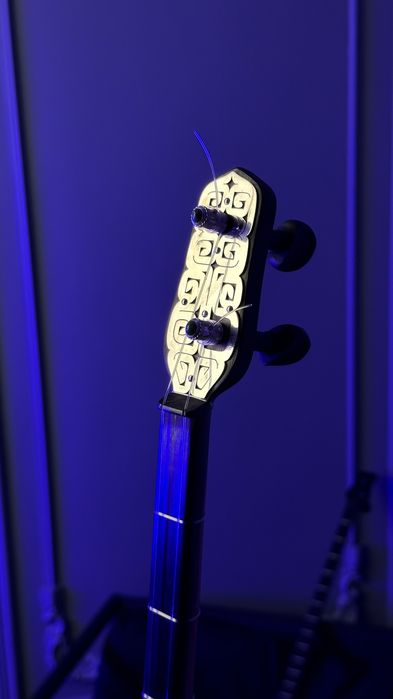 Асыл домбыра дүкені