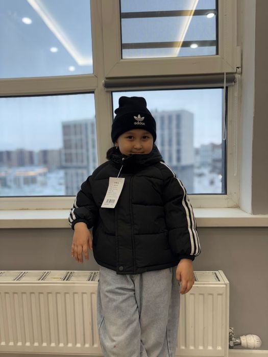 Продам куртка и шапка