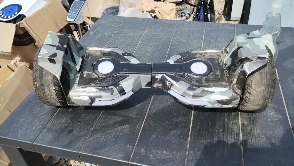 Hoverboard functional cu roti mari si incarcator