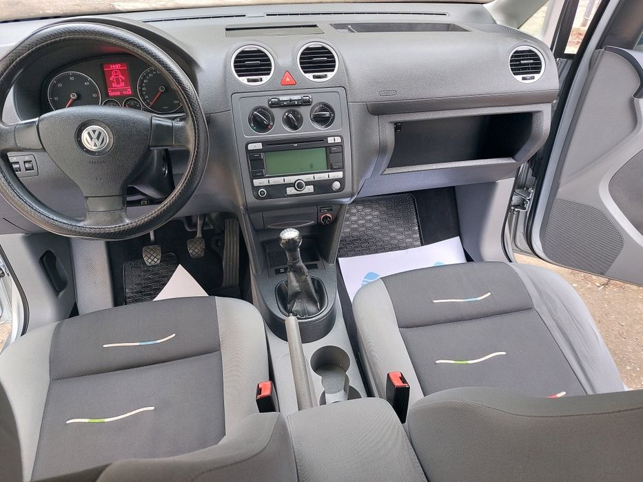 W caddy 2008 7 locuri