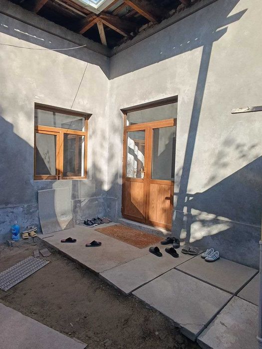 Назарбекда файзли ховли сотилади. NR494/172