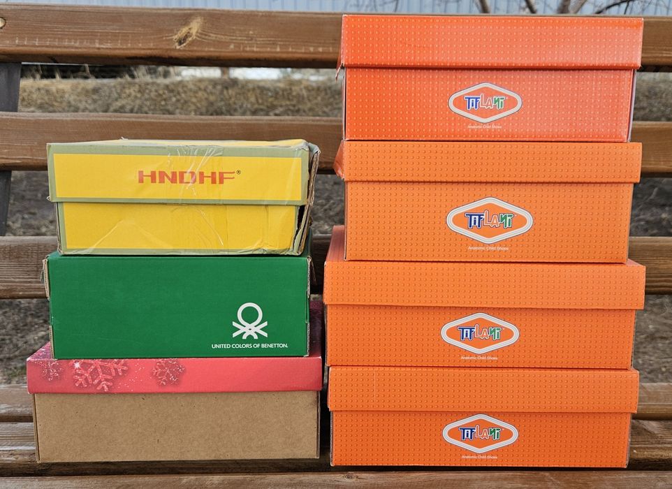 Продам детскую обувь