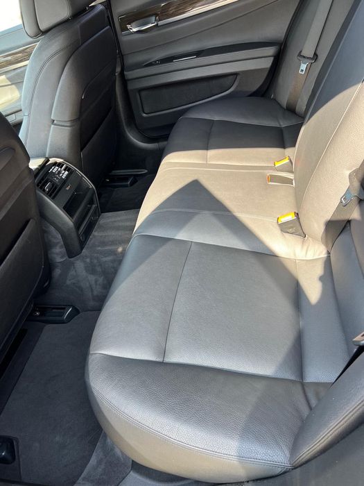 Vând BMW 730xdrive..!