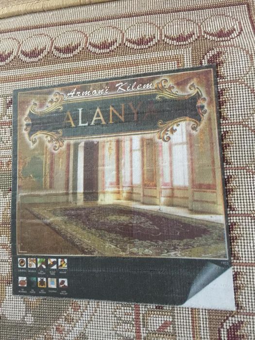 Продаётся:Ковёр 3х 5