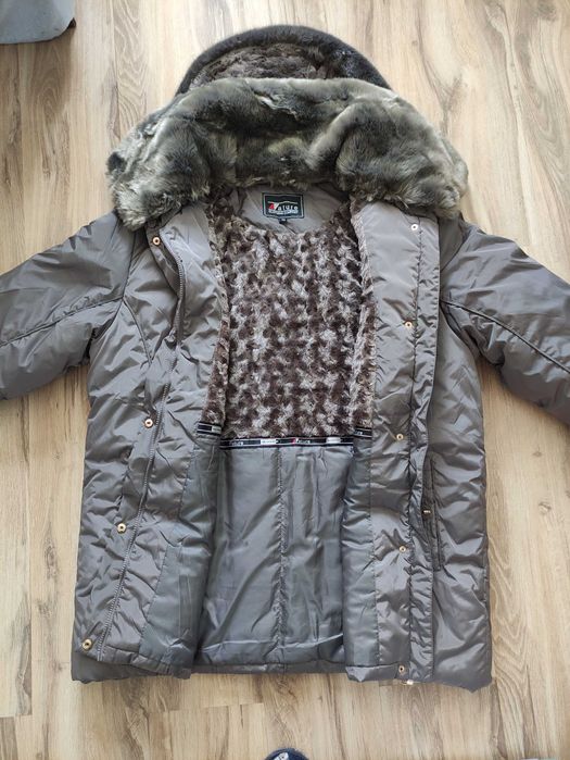 Дамско зимно яке