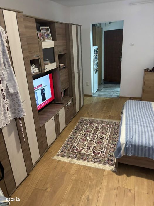 De vânzare garsonieră – zona Burdea, etaj 3/10 — fotografia 1