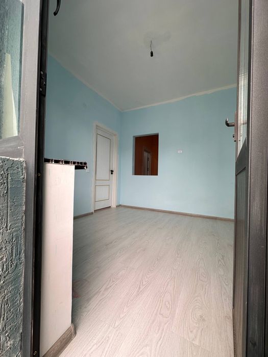 Nurafshonda (To‘ytepa) 1 xonali uy 2 xona qilingan 43 kv metr sotiladi