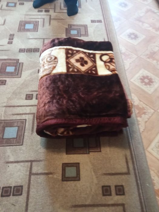 Продам плед 240мм на 210мм