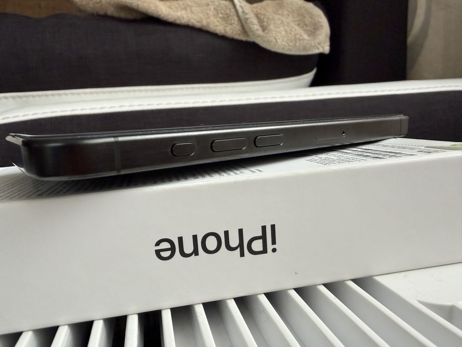 Iphone 15 Pro Black Titanium 128 Gb/ Yettel Гаранция 18 месеца