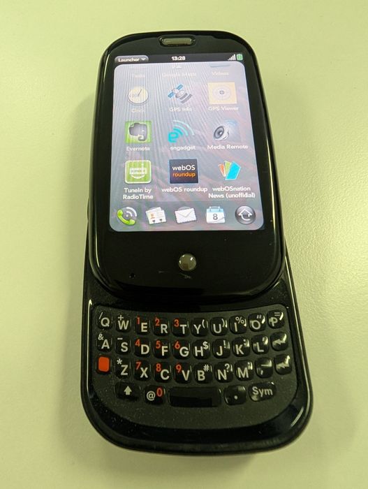 Palm Pre WebOS smartphone