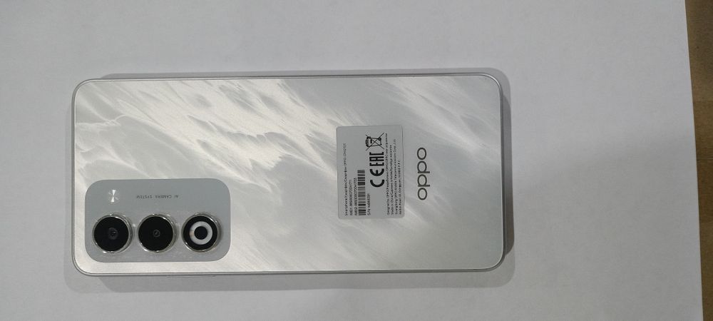 Oppo телефон сотилади