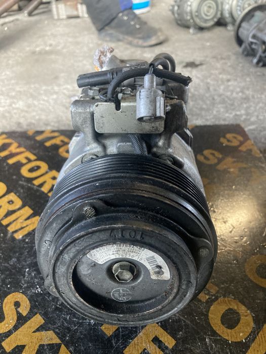 Bmw e90 1.8i Компресор Климатик