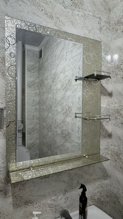 Зеркало в ванную комнату