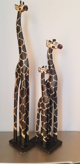 Măsuță maură veche