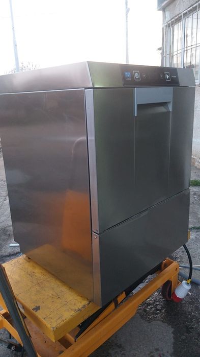 Последен модел професионална миялна машина с дренажна помпа