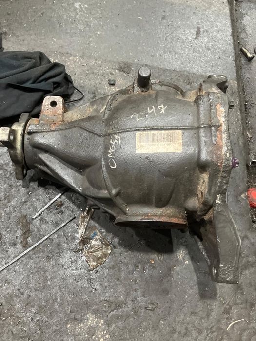 Диференцял за Мерцедес Ц класа 220 2012г дизел