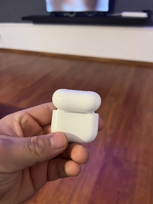 Vand casti airpods 4