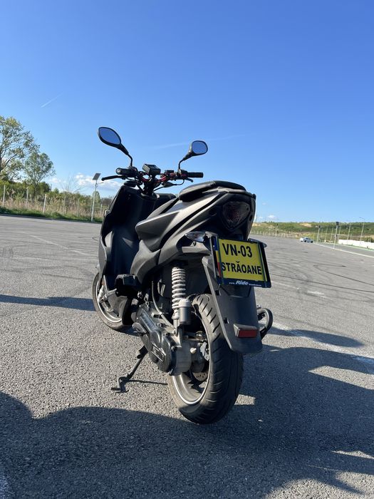 Yamaha Aerox Naked 50