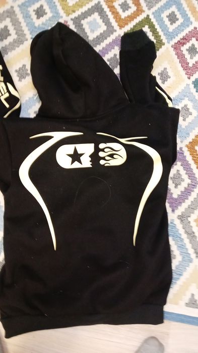 Продам Hellstar hodie