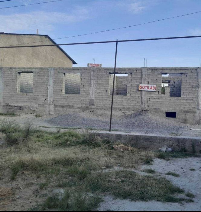 Srochno uchastka sotiladi