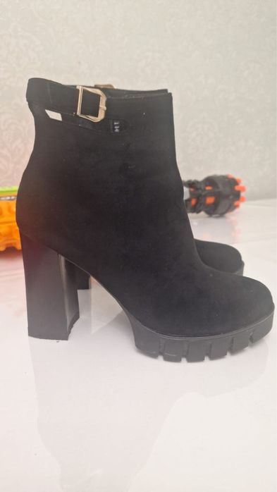 Продам сапоги   в    хорошем    состоянии